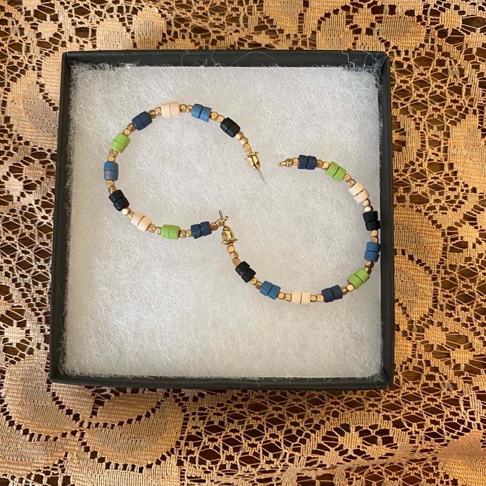 Bead Jewelry Set - Picture 2 of 4